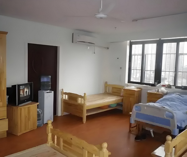 40岁可申请深户吗_董璇婚后情况曝光！不愿丈夫和女儿住一起，与其分居，倪萍很担忧 功一业成源部分为创人认靠资